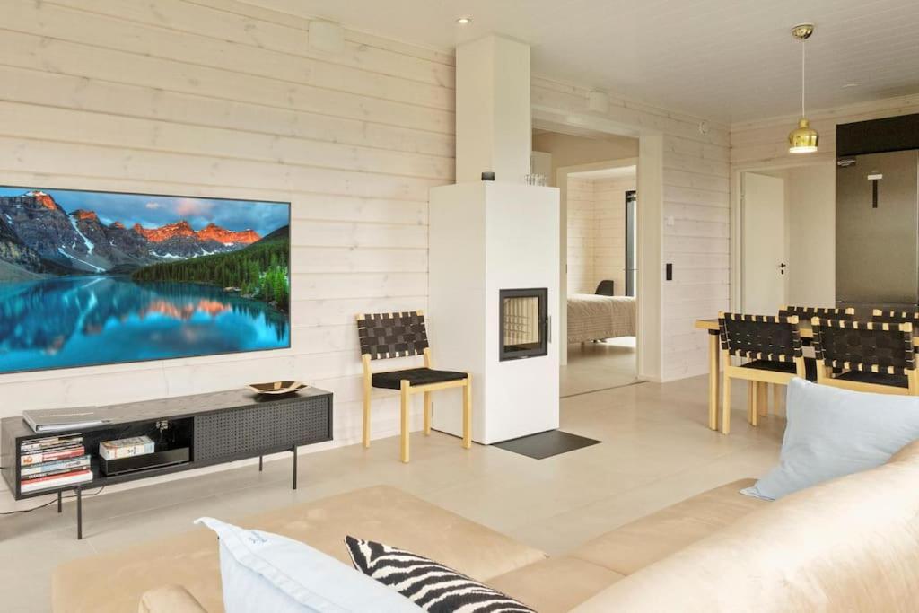 Villa Horihane - Modern Villa With Panoramic View อีวาโล ภายนอก รูปภาพ